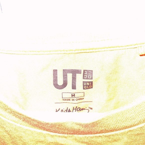 UNIQLO Keith Haring UT Graphic T-Shirt Pocket Tee Sz Medium M Crossing Lines - Picture 3 of 3